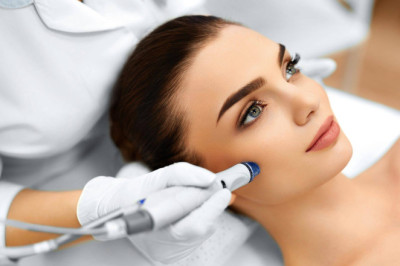 Get the Best Hydrafacial in Riyadh: Costs, Deals, and More
