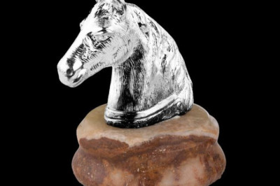 Upgrade Your Work Desk in Style – Shop Now at Cooke and Kelvey, New Delhi!