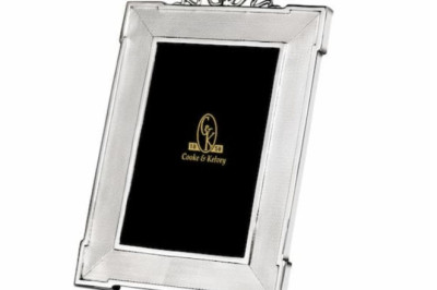 How to Choose the Perfect Silver Photo Frame?